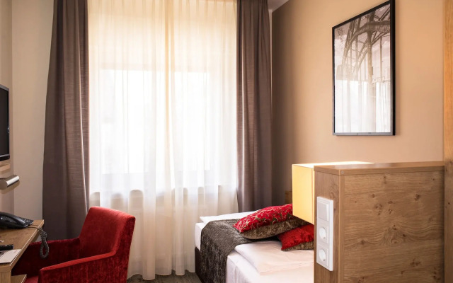 Maingau Hotel
