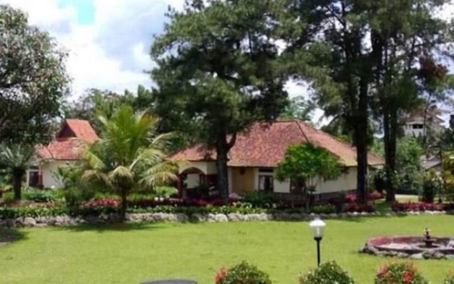 Taman Aer Hotel