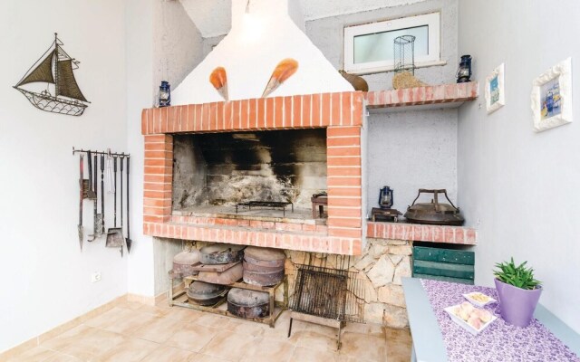 Nice Home in Ratac With Wifi and 2 Bedrooms