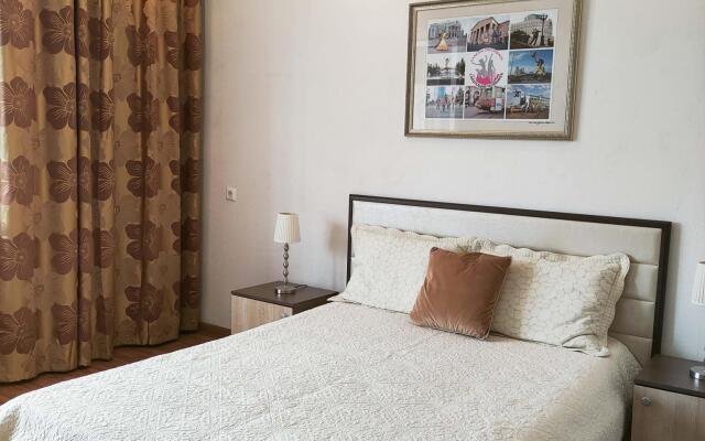 Megapolis on Sverdlovsky Avenue