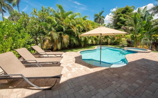 Lobster Key Apartment 3