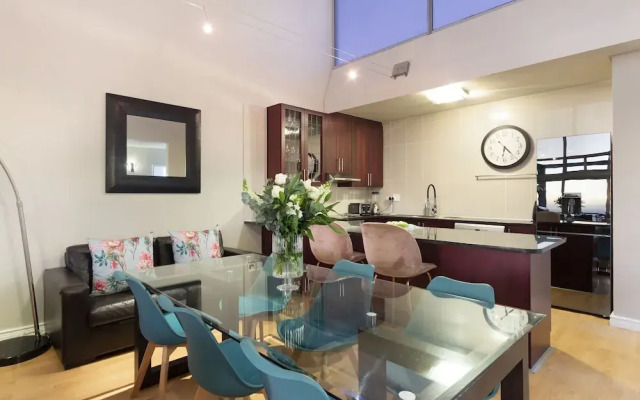 Penthouse F23 Seaside Village