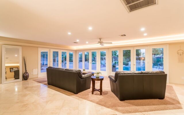 Casa Paraiso 3 BR by Casago