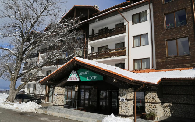 Mountain Paradise by Walnut Trees Apart hotel