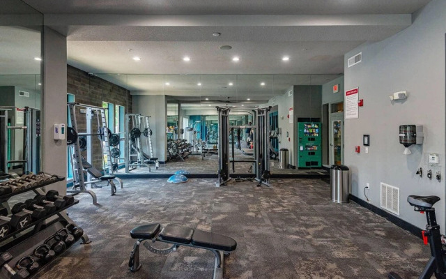 FRONTDESK NoHo Flats at North Hyde Park Apts Tampa