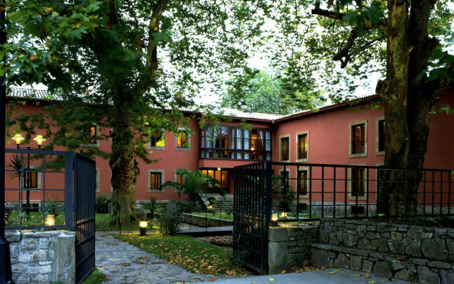 Parador De Gijon
