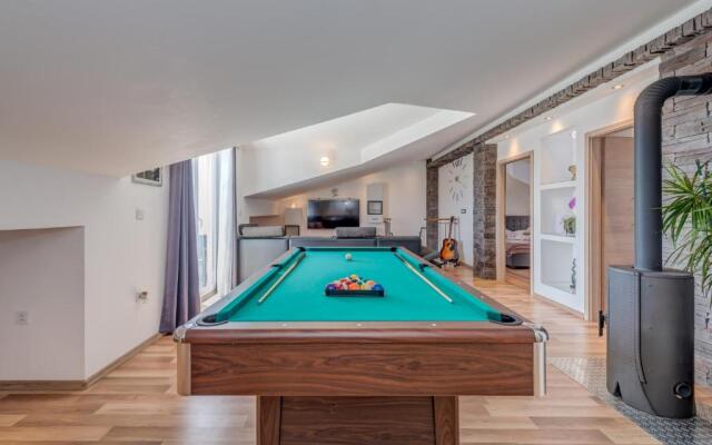 SUMMER ORCHID - Spacious Duplex By The Beach & PS5