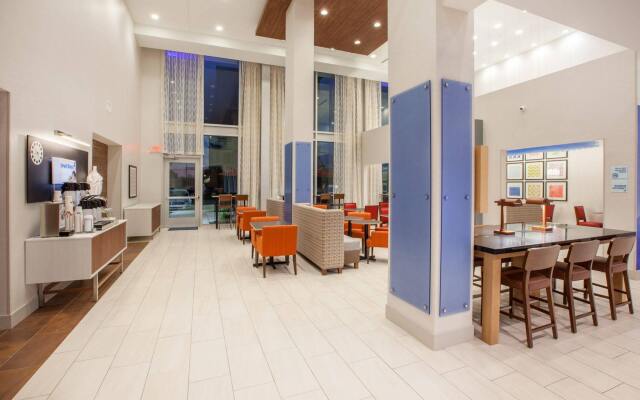 Holiday Inn Express & Suites Indianapolis NE - Noblesville by IHG