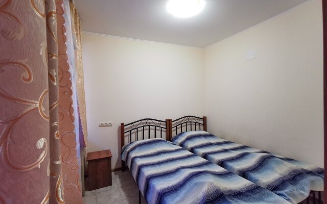 Lavrovy Sad Guest House