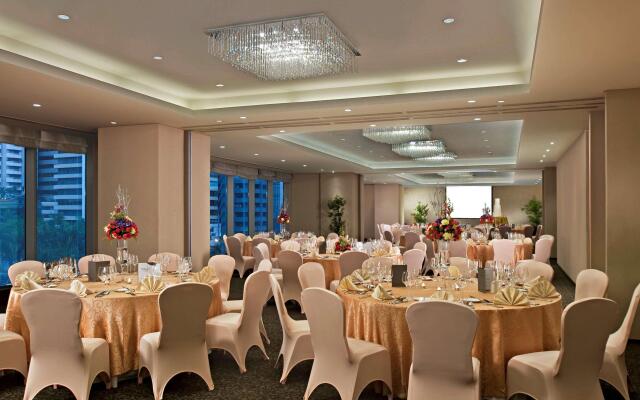 Joy Nostalg Hotel and Suites Manila Managed by The Ascott Limited