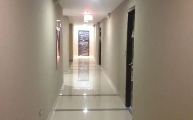 City Luxury Suites 604