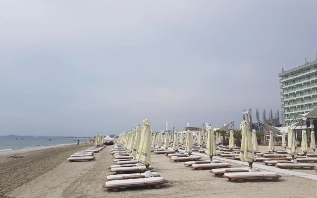 911 Mamaia