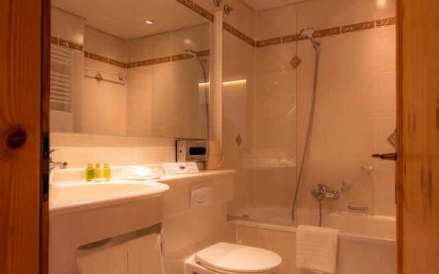 Hotel Europa Suites