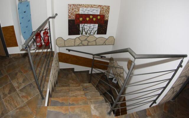 Point Pension-Restaurant
