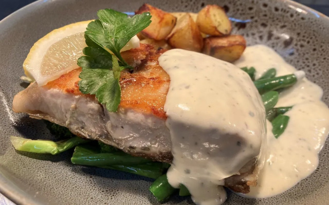 Magdala Motor Lodge & Lakeside Restaurant