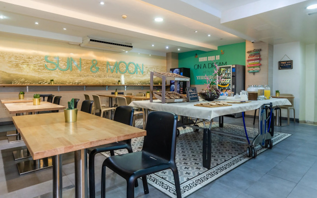 Sun & Moon Hostel