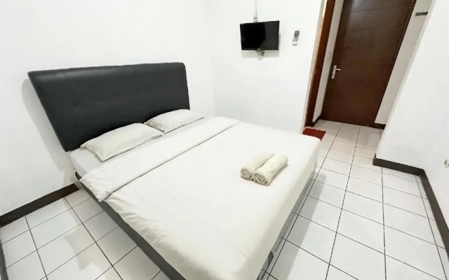 OYO 1608 Feby Maisonatte