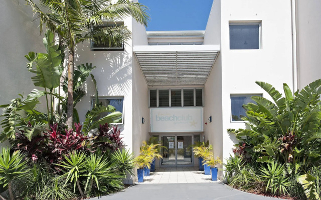 Shoal Bay Beachclub Apartments