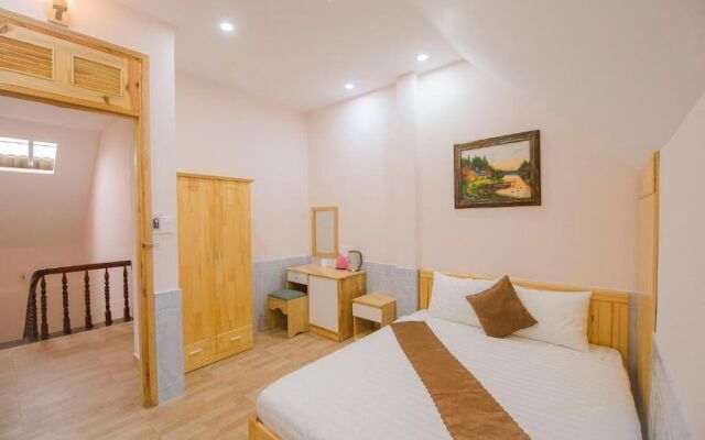 My Hy Hotel