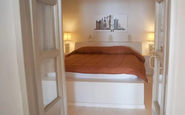 Art Villa Exogonia Santorini