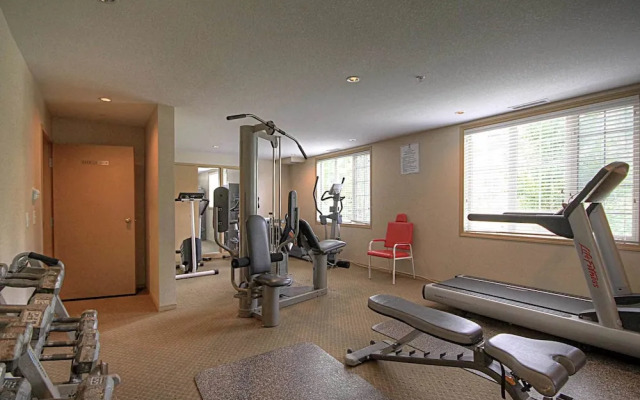 Pinnacle Pointe - By Vacations Kelowna