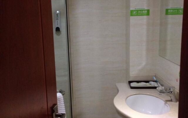 Yangshuo Leisure Tea Resort