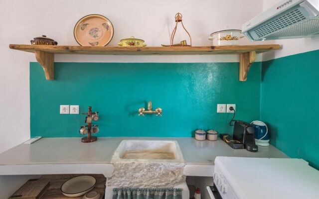 Ailouros guest house