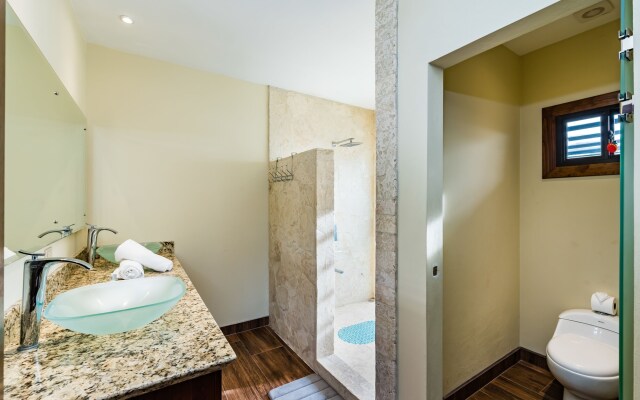 Luxury Vacation Rentals At Hacienda Pinilla