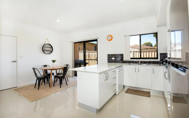 Villa Mare - 4 Mins to Beach