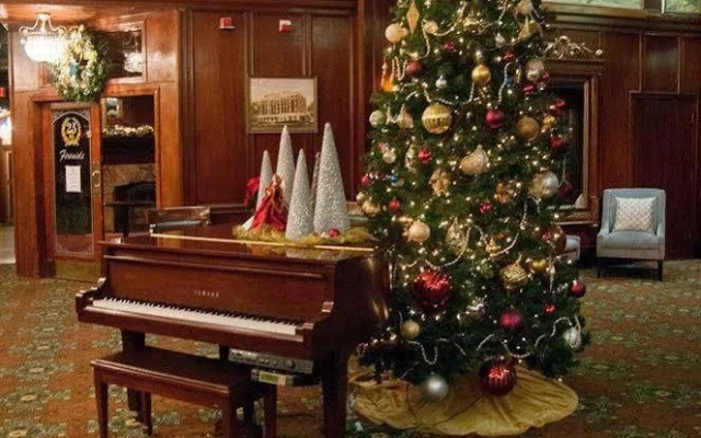 The Monticello Hotel