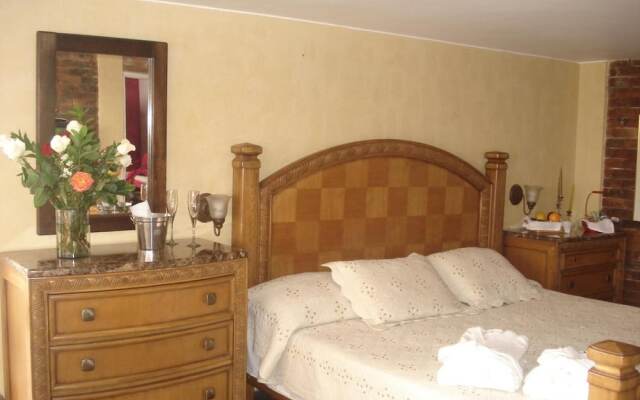 Miravalle Suites