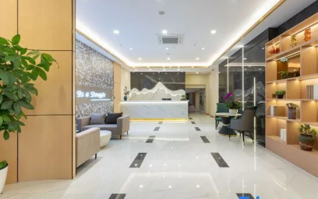 Magnotel Hotel (Jinan Daminghu)