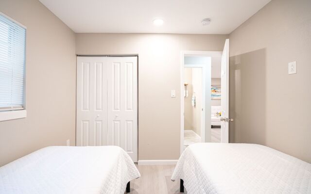 University Serenity Suites 14th