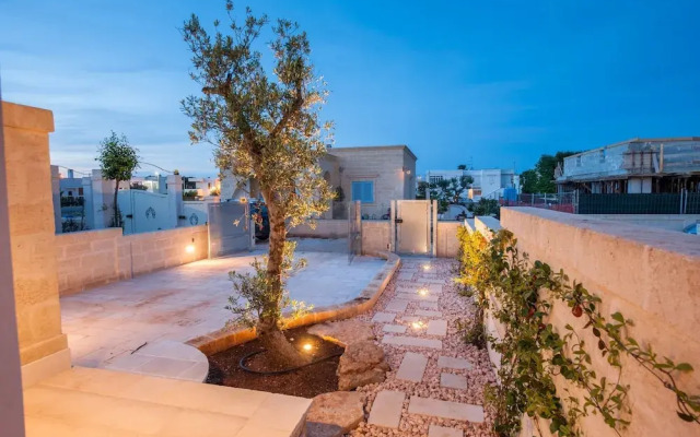 Roof Top Gallery House, Savelletri