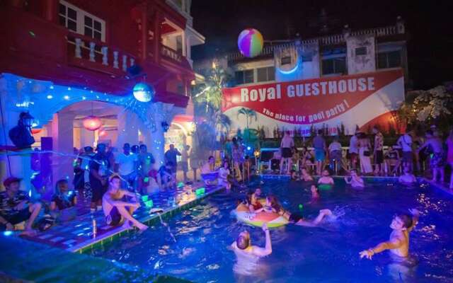 Royal Night Bazaar Hotel