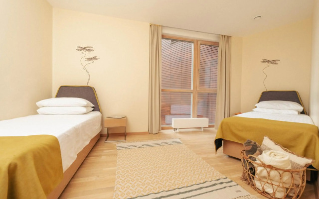Mana Suites & Sea