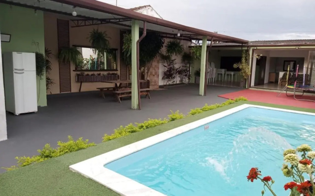 Casa com piscina Caraguatatuba 2