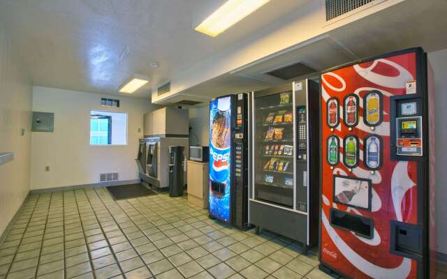 Motel 6 Valdosta, GA - University