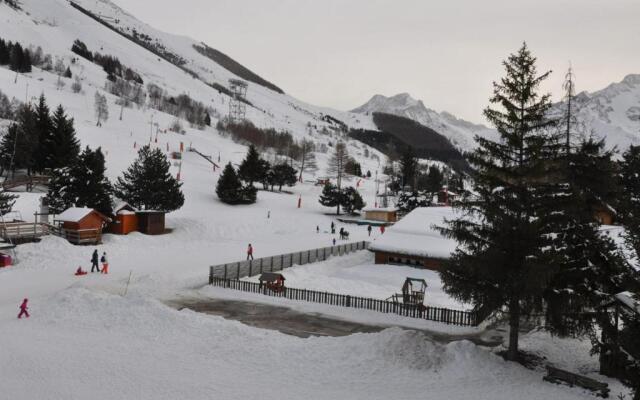 Appartement Les Deux Alpes, 1 pièce, 4 personnes - FR-1-348-189