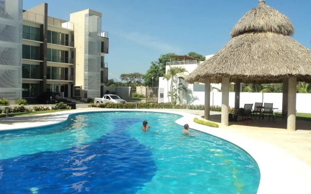 Acapulco Diamond Zone Residential With Jacuzzi in Private Roof Garden