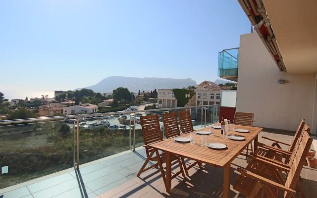New 2019 Incredible 180m2 Exclusive Penthouse With Sea Views