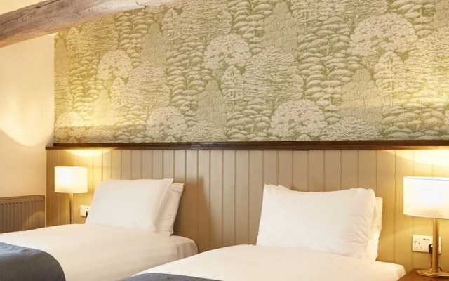 Kings Head Masham by Greene King Inns