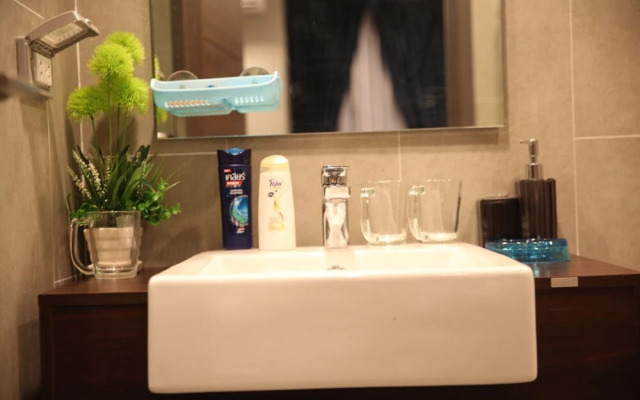 Community Apartment - bkce16