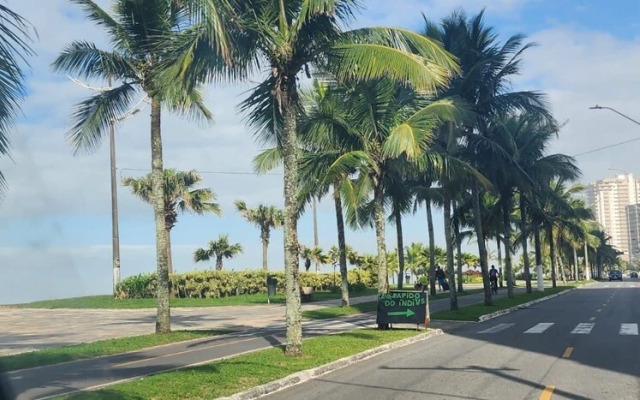 Excelente Apto com piscina em Praia Grande