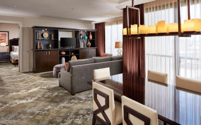 Crowne Plaza Tulsa