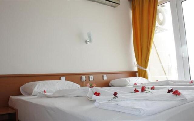 Sun Hotel by En Vie Beach - Adults Only