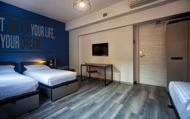 The RomeHello - Hostel