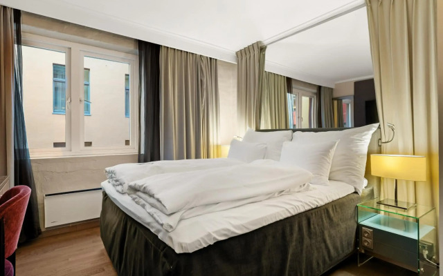 Clarion Hotel Admiral