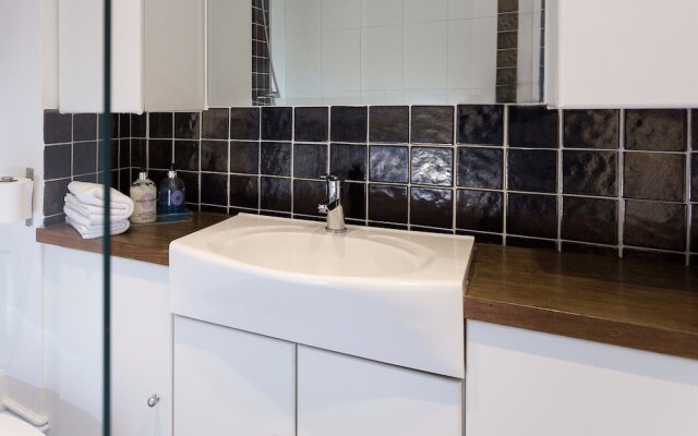 Bright & Spacious Studio in Notting Hill Gate