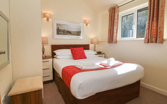 Chalet Log Cabin C11